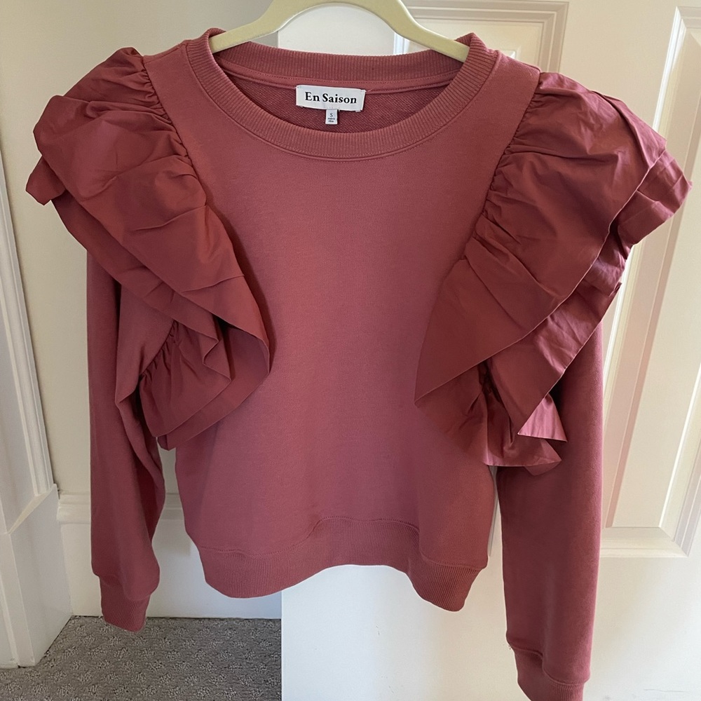 Puff sleeved sweater from En Saison bought at Uniquities